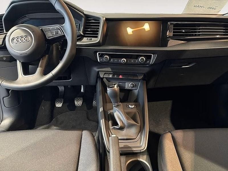 Ny Audi A1 Sportback 116 HK (85 kW) 2025 Vit Halvkombi