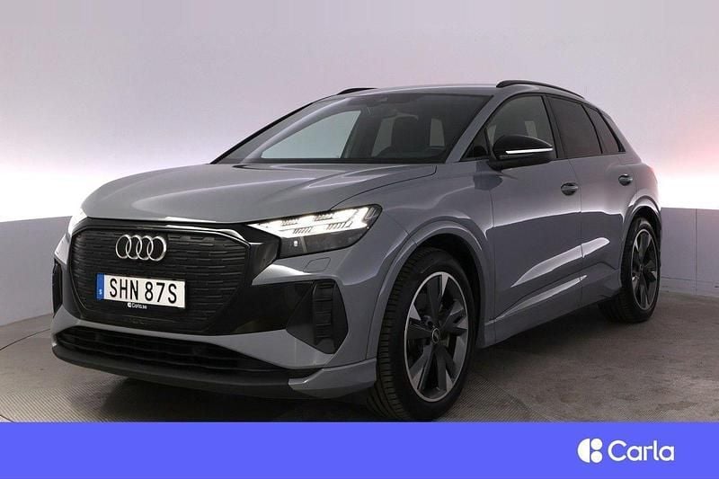 Grå Begagnad 2023 Audi Q4 e-tron Advanced SUV | 445 900 kr (Marknadspris) - Bild 1/4