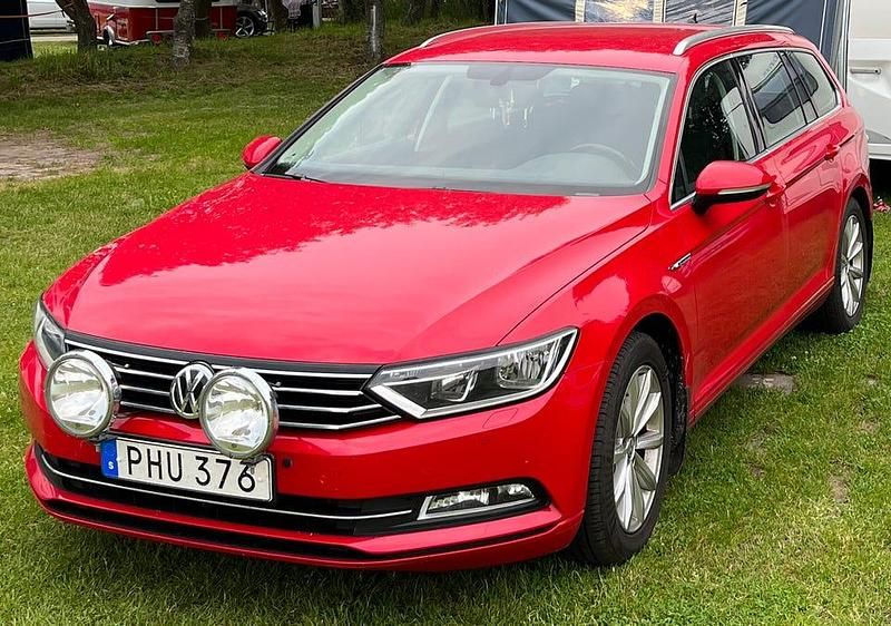 Begagnad 2017 VW Passat Kombi | 102 000 kr (Bra pris) - Bild 1/1
