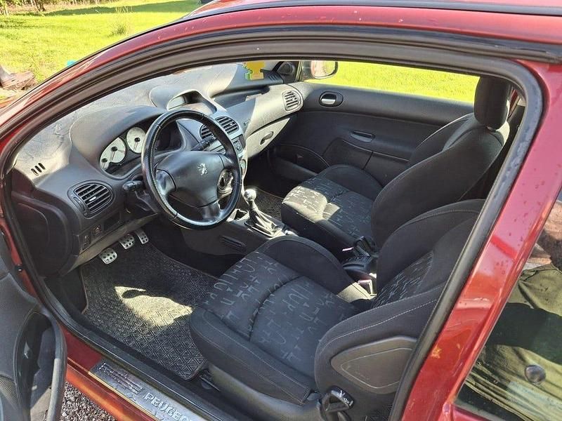 Begagnad 2006 Peugeot 206+ Halvkombi | 13 000 kr - Bild 1/4