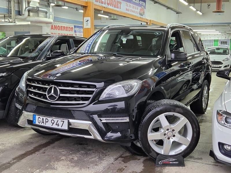 Begagnad Mercedes ML350 AMG line 258 HK (189 kW) 2013 Svart SUV