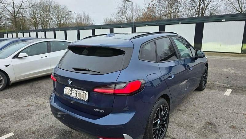 Begagnad BMW 220 Active Tourer 156 HK (114 kW) 2023 Minibuss