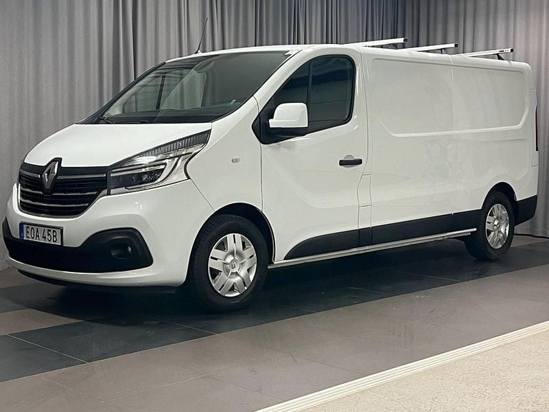 Vit Begagnad 2021 Renault Trafic Van | 274 875 kr (Lite dyr) - Bild 1/4