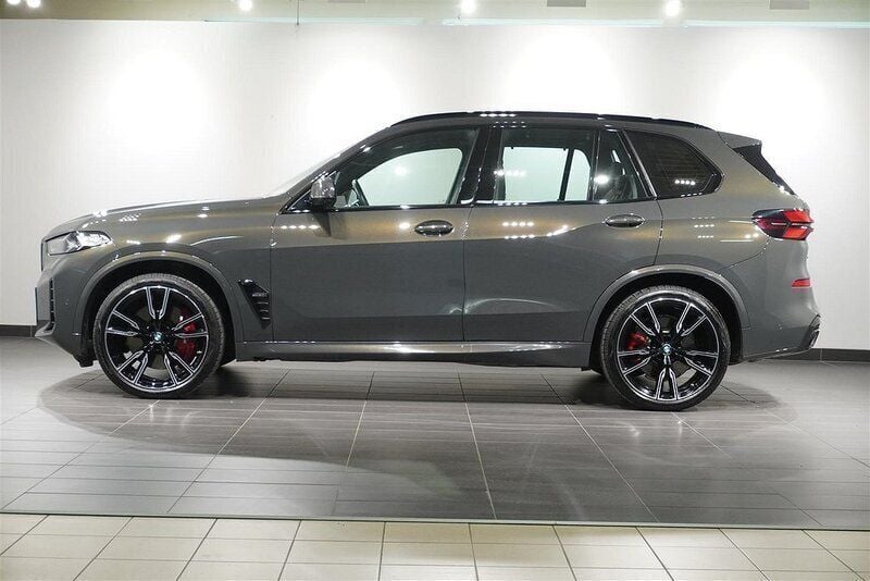 Begagnad BMW X5 M Sport 531 HK (390 kW) 2024 Okänd SUV