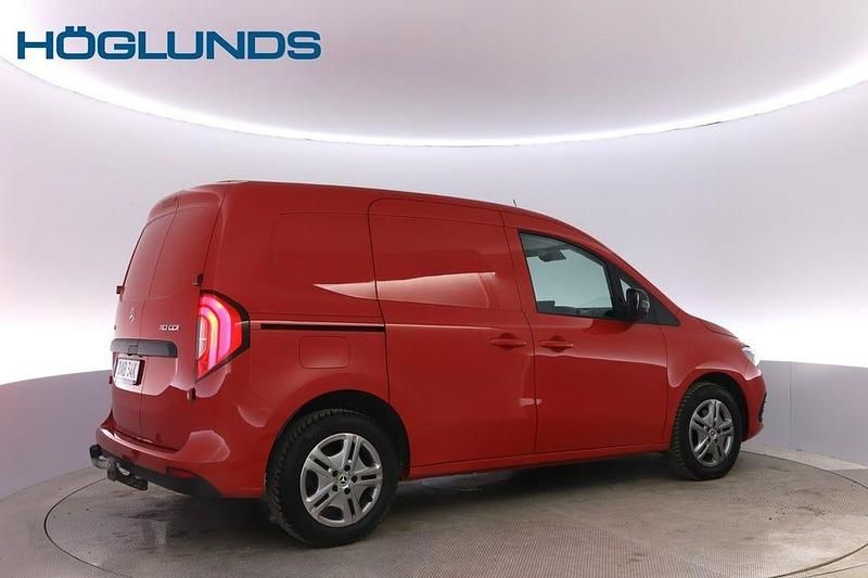 Begagnad Mercedes Citan 110 95 HK (69 kW) 2023 Röd
