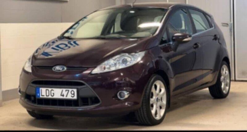 Begagnad 2011 Ford Fiesta Halvkombi | 50 000 kr (Bra pris) - Bild 1/4