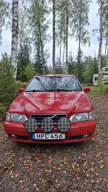 Begagnad 1999 Volvo V70 Kombi | 18 000 kr - Bild 1/4