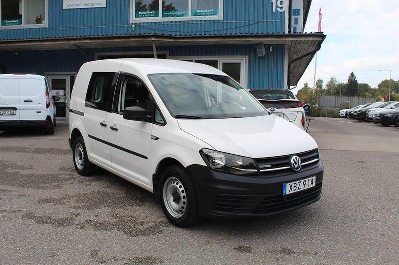 Vit Begagnad 2020 VW Caddy Minibuss | 129 000 kr (Bra pris) - Bild 1/4