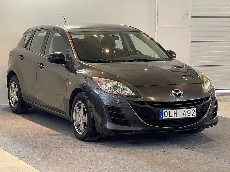 Begagnad Mazda 3 Inclusive 109 HK (80 kW) 2009 Grå Halvkombi