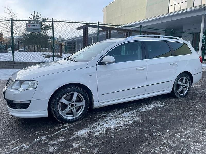 Begagnad VW Passat R-line 150 HK (110 kW) 2011