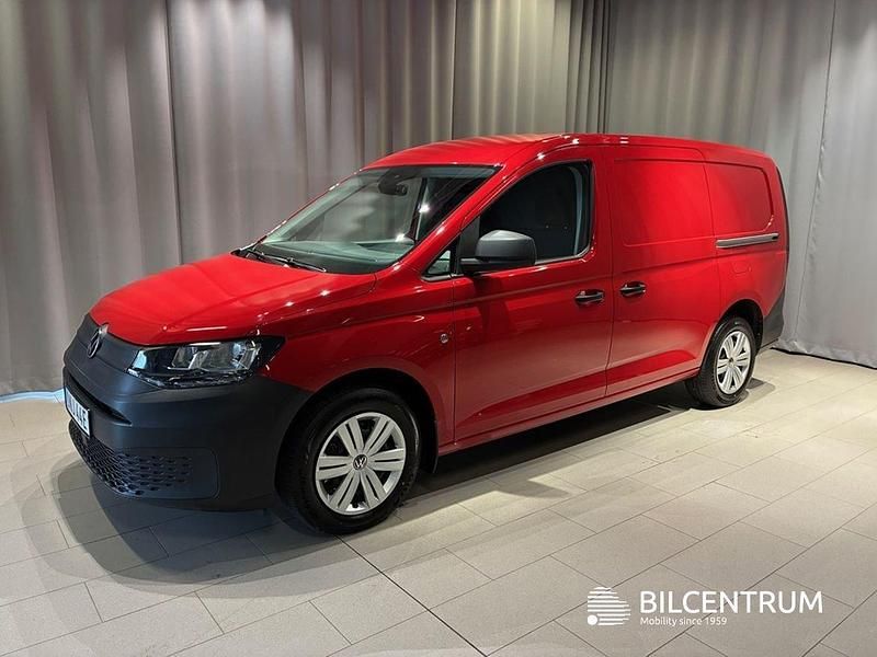 Röd Begagnad 2025 VW Caddy Maxi Minibuss | 369 000 kr (Marknadspris) - Bild 1/4