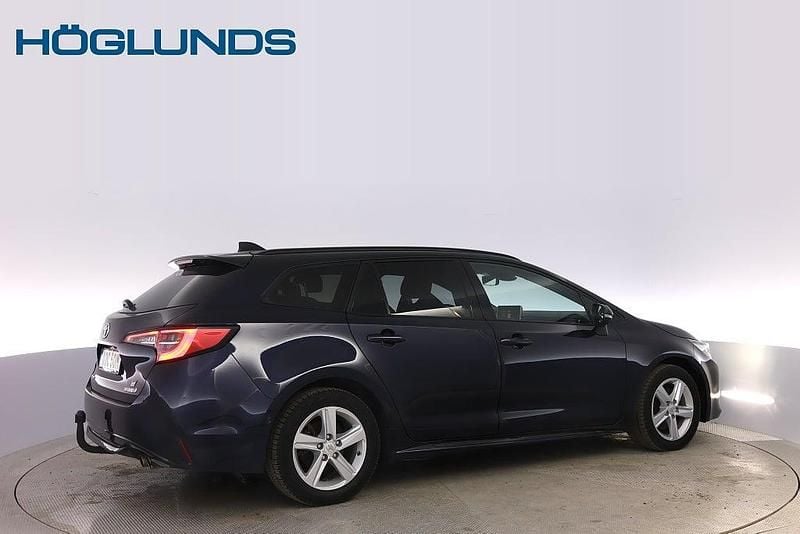 Begagnad Toyota Corolla Sport 184 HK (135 kW) 2022 Blå Kombi
