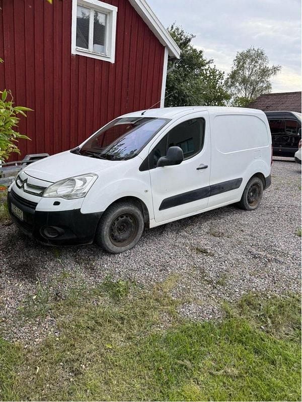 Vit Begagnad 2009 Citroën Berlingo Minibuss | 27 000 kr (Bra pris) - Bild 1/3