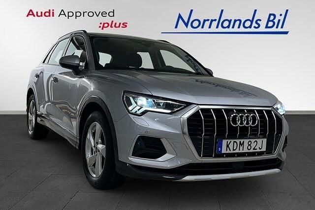 Begagnad Audi Q3 Advanced Plus 150 HK (110 kW) 2024 Florettsilver metallic SUV