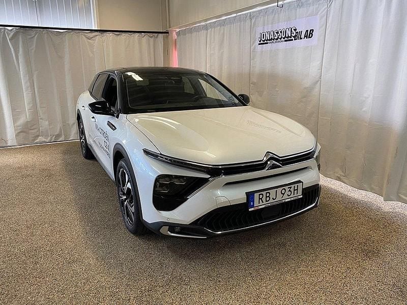 Vit Begagnad 2023 Citroën C5 X Exclusive Kombi | 519 900 kr - Bild 1/4