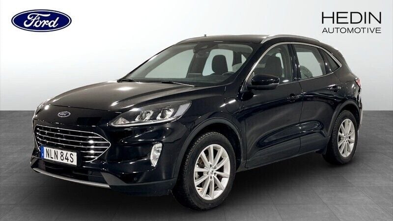 Begagnad 2021 Ford Kuga Titanium SUV | 259 900 kr (Marknadspris) - Bild 1/4