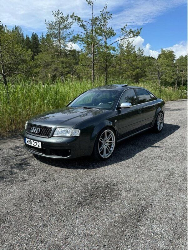 Silver Begagnad 2001 Audi S6 Sedan | 69 000 kr - Bild 1/4
