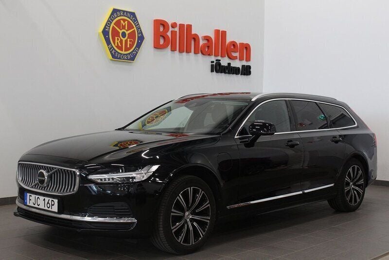 Svart Begagnad 2020 Volvo V90 Inscription Kombi | 289 900 kr (Superpris) - Bild 1/4