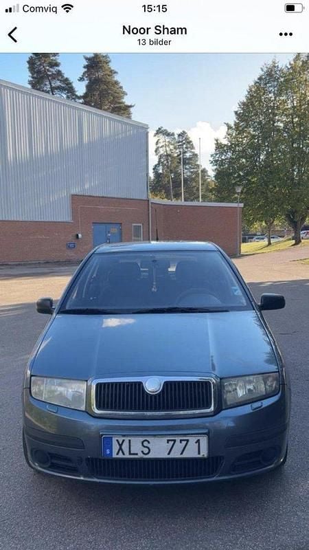 Grå Begagnad 2006 Skoda Fabia Halvkombi | 31 900 kr (Marknadspris) - Bild 1/3