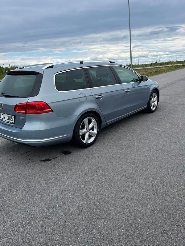 Begagnad 2011 VW Passat Kombi | 40 000 kr (Bra pris) - Bild 1/4