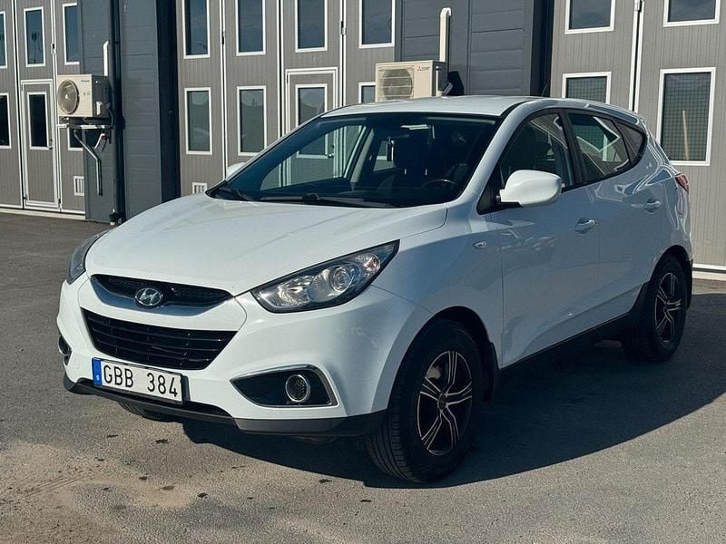 Vit Begagnad 2011 Hyundai ix35 Select SUV | 37 900 kr (Superpris) - Bild 1/4