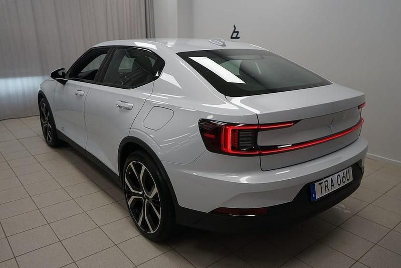 Begagnad Polestar 2 Performance 350 kW (476 HK) 2022 Silver Halvkombi