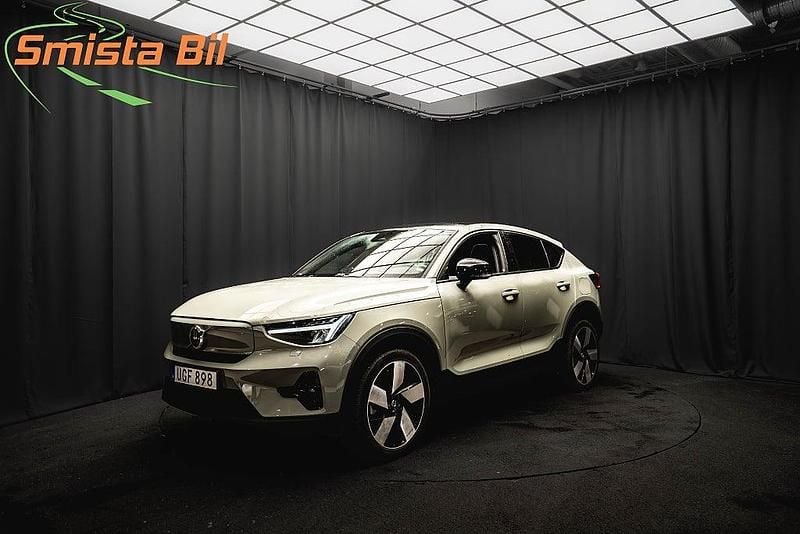 Grön Begagnad 2022 Volvo C40 Plus SUV | 318 900 kr (Bra pris) - Bild 1/3
