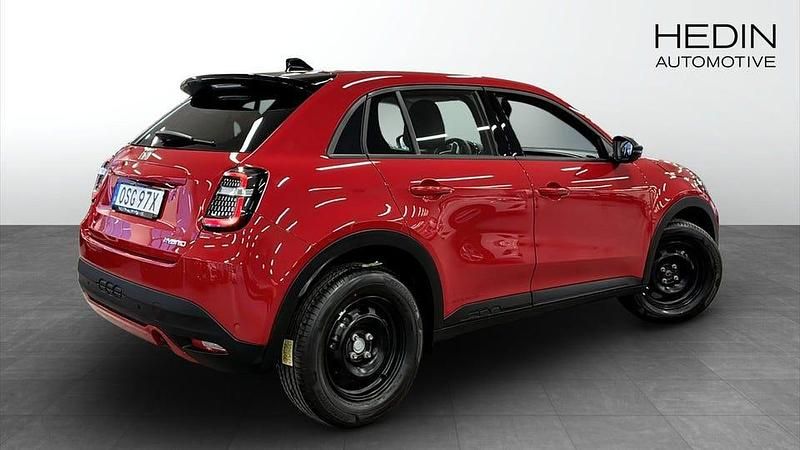 Begagnad Fiat 600 Pop 101 HK (74 kW) 2024 Röd SUV