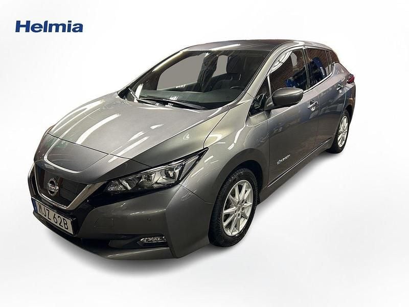 Grå Begagnad 2019 Nissan Leaf Halvkombi | 144 900 kr (Marknadspris) - Bild 1/4
