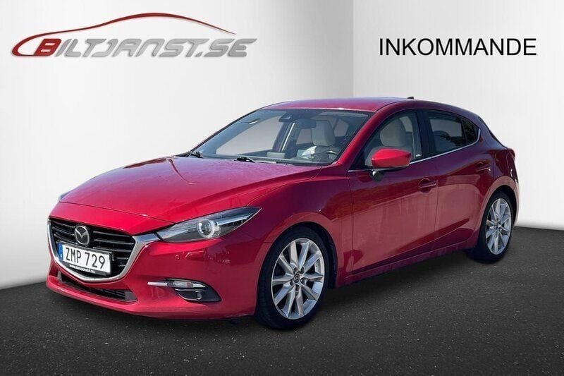 Röd Begagnad 2018 Mazda 3 Inclusive Halvkombi | 129 900 kr (Lite dyr) - Bild 1/4