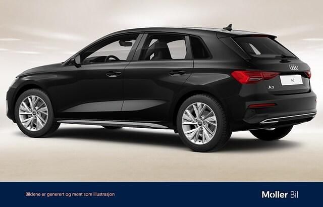 Begagnad Audi A3 Advanced Plus 150 HK (110 kW) 2023 Brilliantsvart Sedan