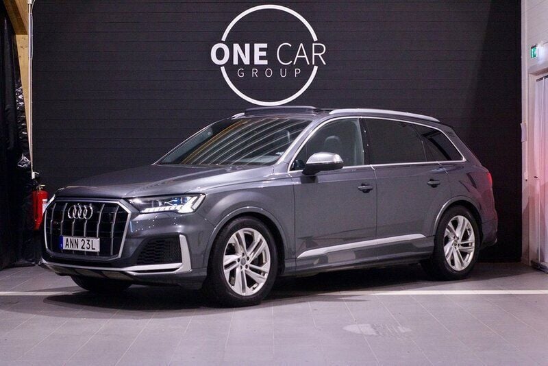 Grå Begagnad 2020 Audi SQ7 SUV | 729 800 kr (Marknadspris) - Bild 1/4