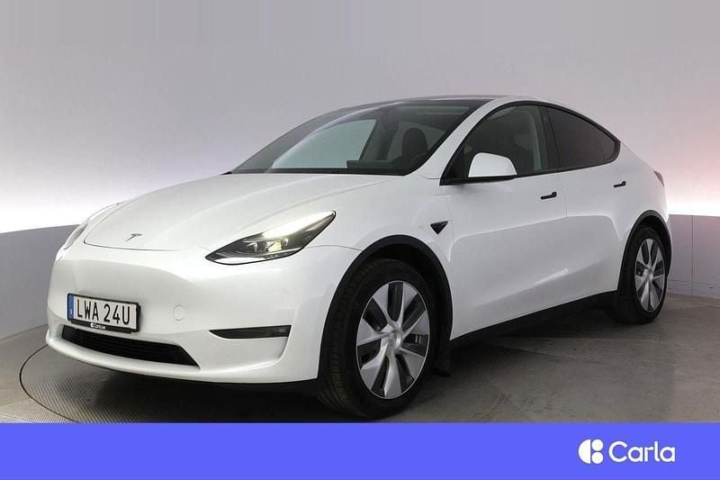 Vit Begagnad 2023 Tesla Model Y Long Range AWD SUV | 449 900 kr - Bild 1/4