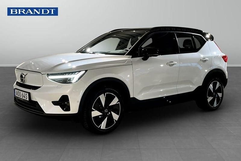 Vit Begagnad 2024 Volvo XC40 Ultimate SUV | 439 900 kr - Bild 1/3