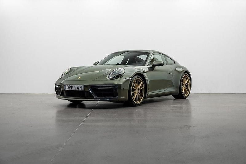 Mörkgrå Begagnad 2020 Porsche 911 Carrera S Sport | 1 299 000 kr (Bra pris) - Bild 1/4