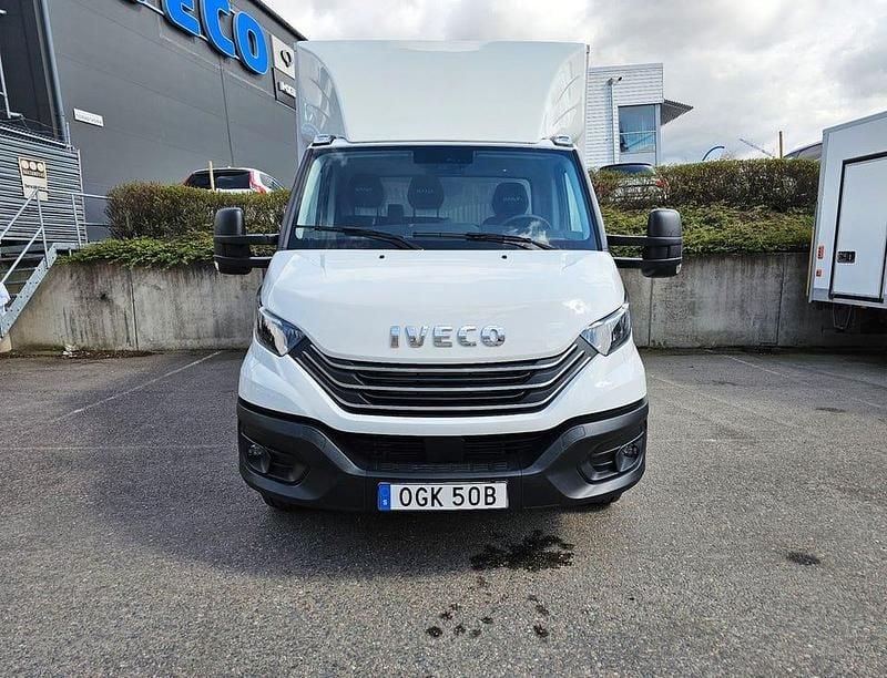 Ny Iveco Daily 157 HK (115 kW) 2025 Vit Van
