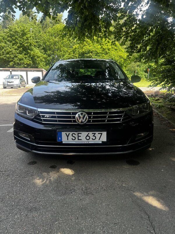Svart Begagnad 2018 VW Passat GT Kombi | 155 000 kr (Marknadspris) - Bild 1/4