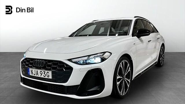Vit (glaciärvit metallic) Begagnad 2024 Audi A5 S-Line Kombi | 589 000 kr - Bild 1/4