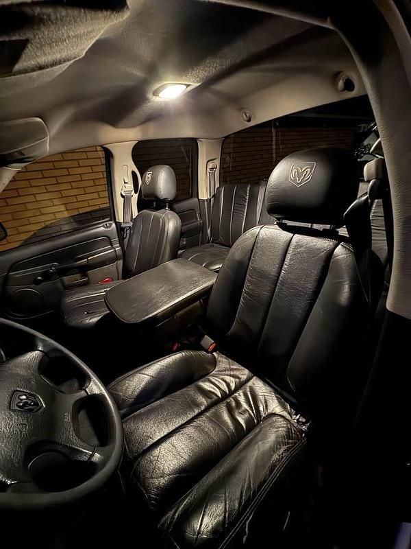 Begagnad Dodge Ram 238 HK (175 kW) 2002 Pickup