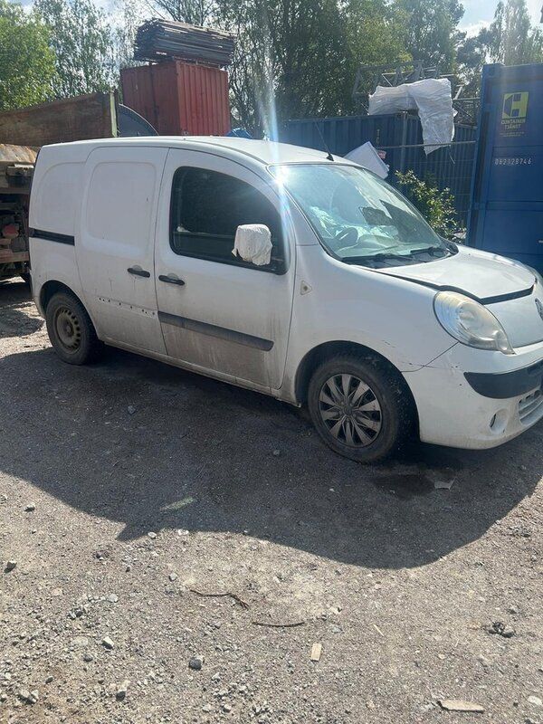 Vit Begagnad 2011 Renault Kangoo Minibuss | 7 500 kr - Bild 1/1