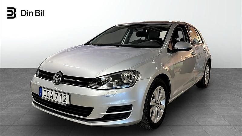Reflex silver metallic Begagnad 2014 VW Golf VII Halvkombi | 159 900 kr (Lite dyr) - Bild 1/4