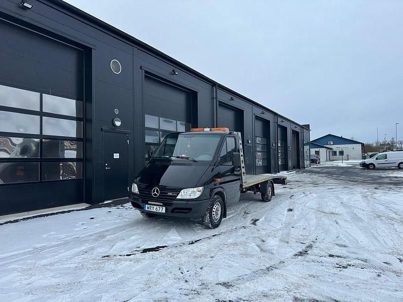 Vit Begagnad 2005 Mercedes Sprinter | 139 900 kr - Bild 1/4