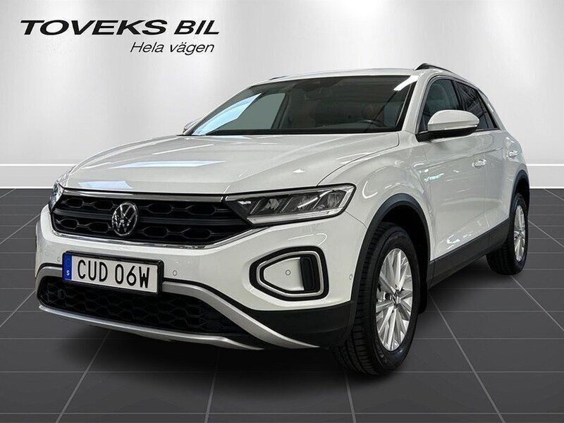 Vit (pure white) Begagnad 2022 VW T-Roc SUV | 259 900 kr (Marknadspris) - Bild 1/4