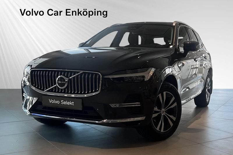 Grå Begagnad 2024 Volvo XC60 Core SUV | 529 900 kr (Marknadspris) - Bild 1/3
