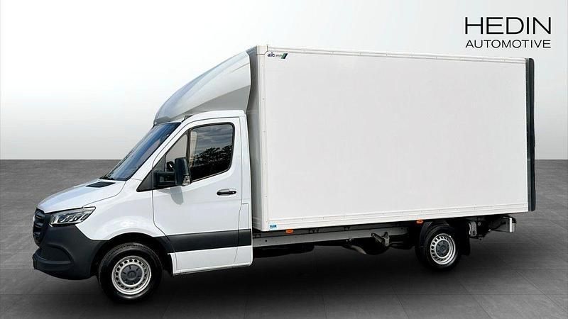 Vit (white) Begagnad 2023 Mercedes Sprinter Van | 493 750 kr (Marknadspris) - Bild 1/4