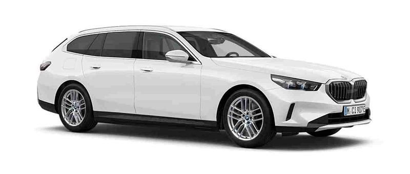 Vit Ny 2025 BMW 530e Kombi | 647 000 kr - Bild 1/1