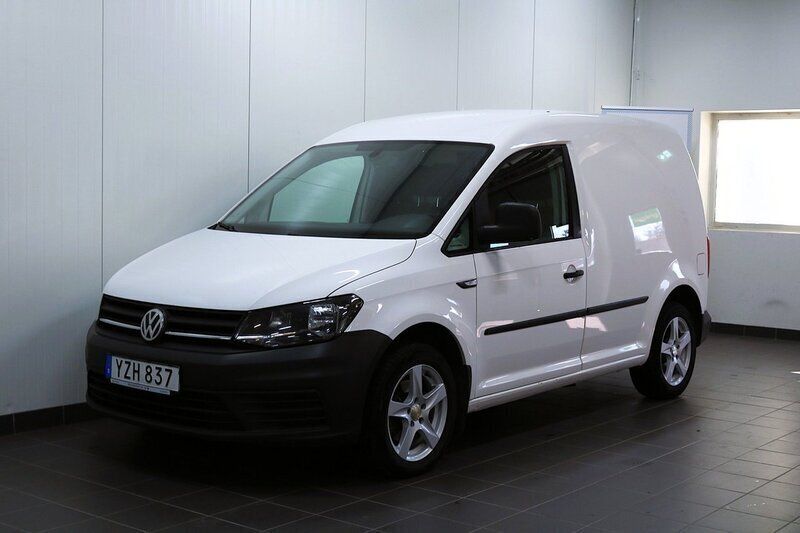 Vit Begagnad 2018 VW Caddy Minibuss | 114 900 kr (Bra pris) - Bild 1/4