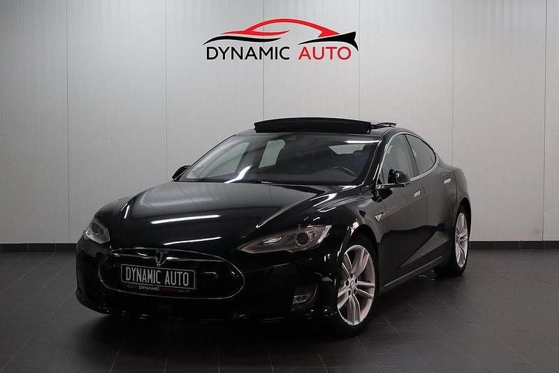 Svart Begagnad 2016 Tesla Model S Sedan | 189 900 kr (Bra pris) - Bild 1/4