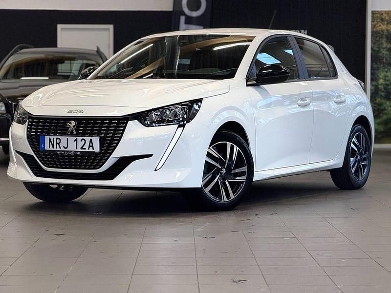 Vit Begagnad 2022 Peugeot 208 Active Halvkombi | 194 900 kr (Lite dyr) - Bild 1/4