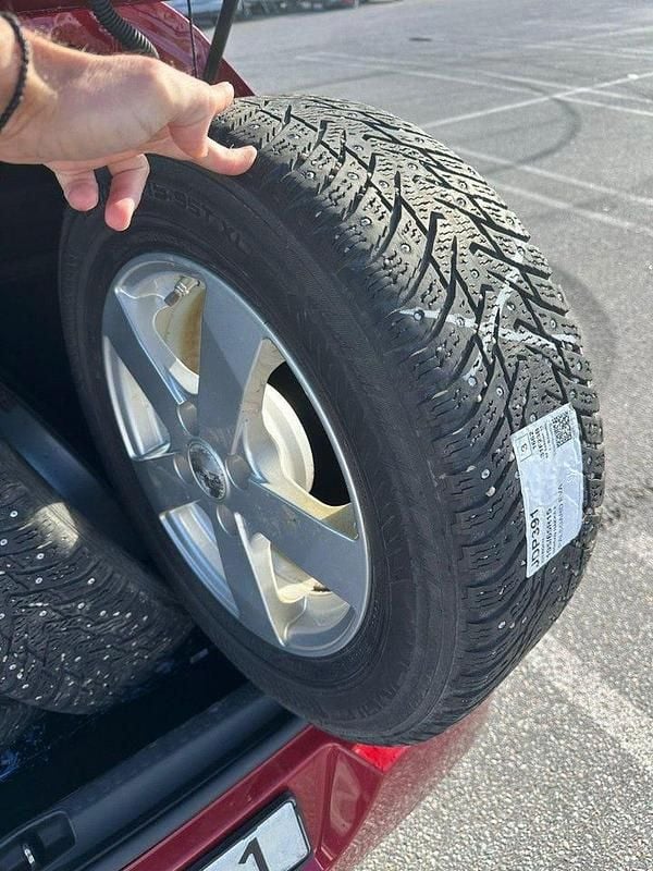 Begagnad Citroën C4 131 HK (96 kW) 2015 Röd Halvkombi